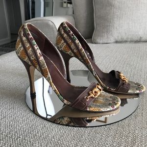 Gucci Pineapple Pigna Canvas Print Heels